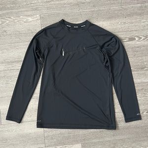 Nike Essential Long Sleeve Hydroguard - Medium